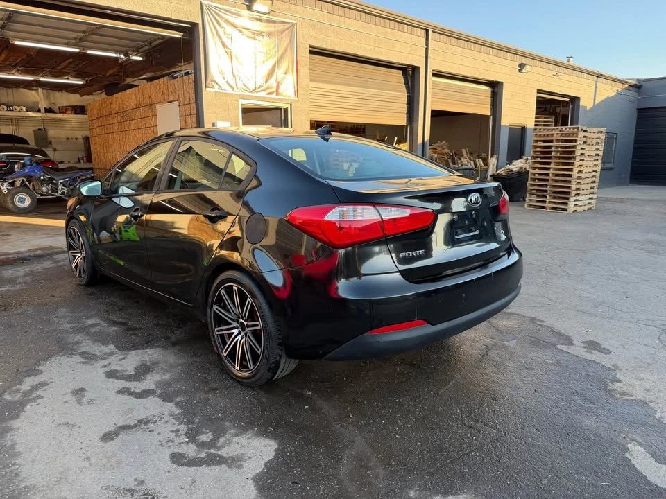 2015 Kia Forte - Image 3 of 7