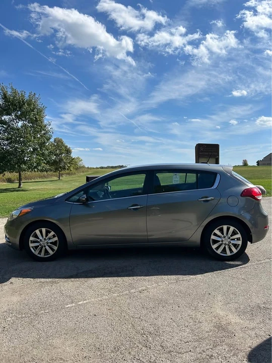 2015 Kia Forte - Image 3 of 11