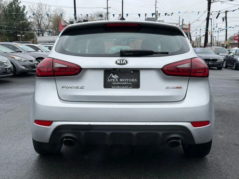 2015 Kia Forte - Image 11 of 12