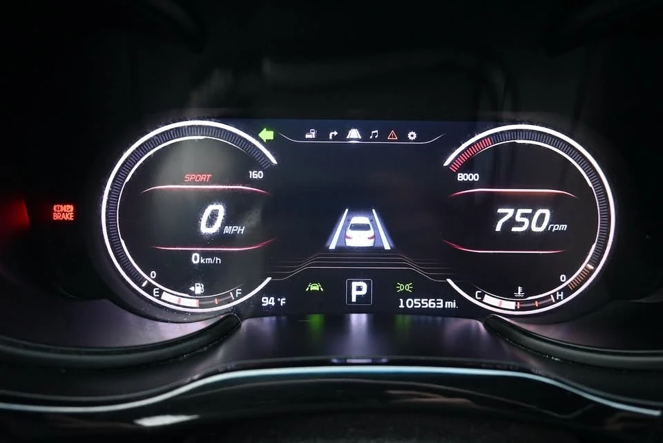2015 Kia K900 - Image 17 of 20