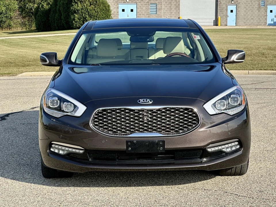 2015 Kia K900 - Image 15 of 31