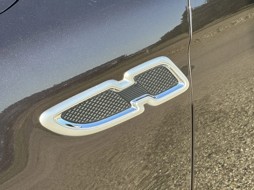 2015 Kia K900 - Image 23 of 31
