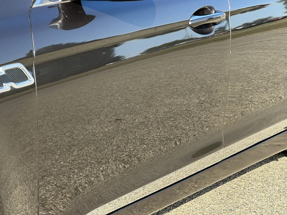 2015 Kia K900 - Image 24 of 31