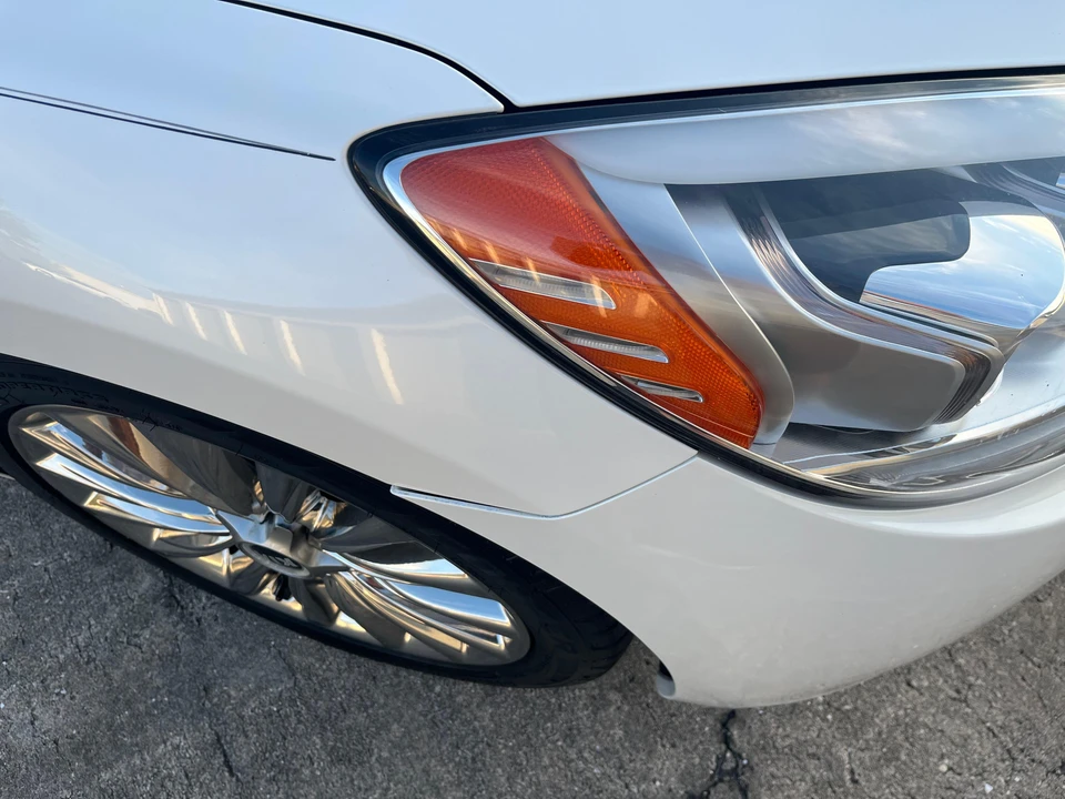2015 Kia K900 - Image 28 of 31