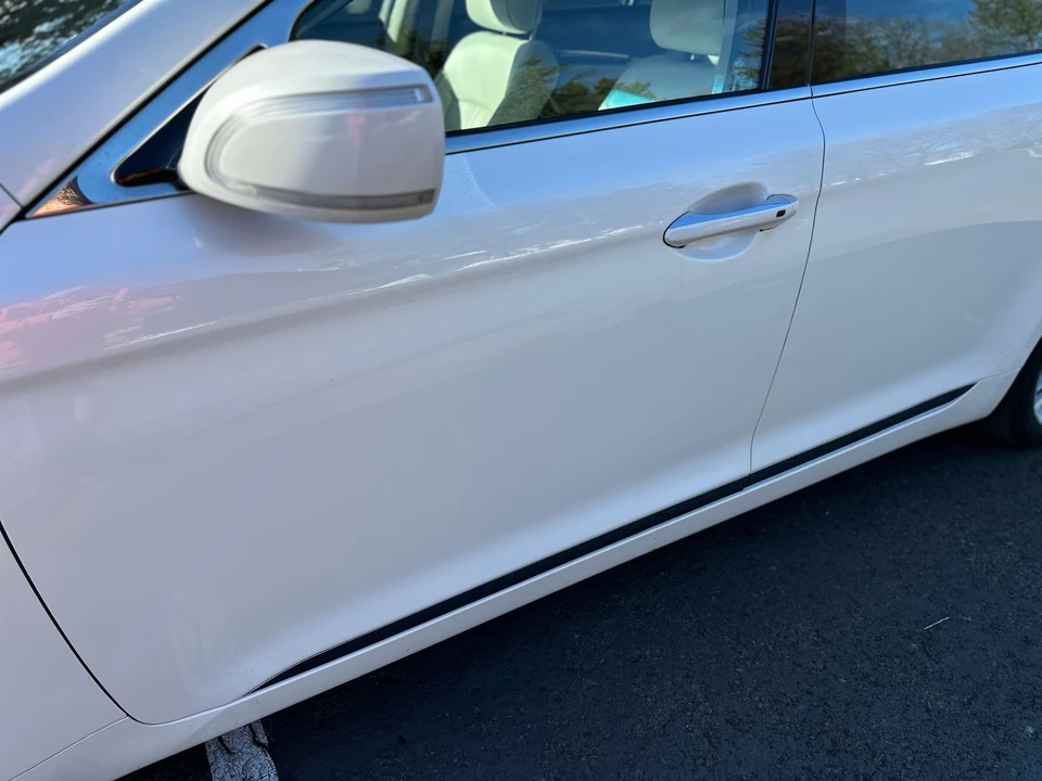 2015 Kia K900 - Image 26 of 31
