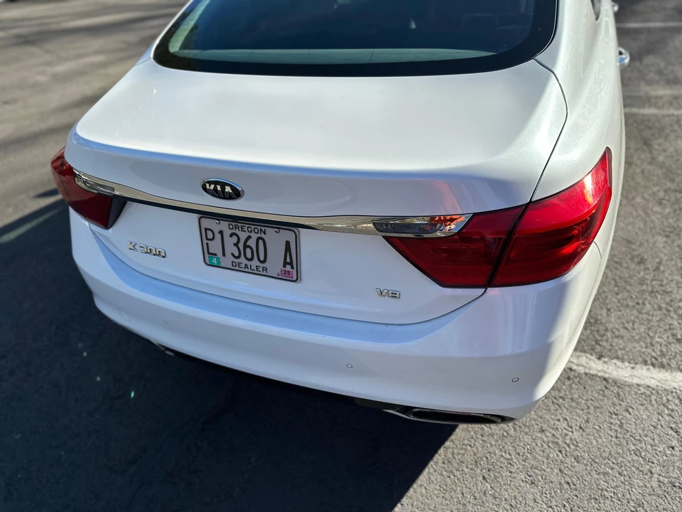 2015 Kia K900 - Image 31 of 31
