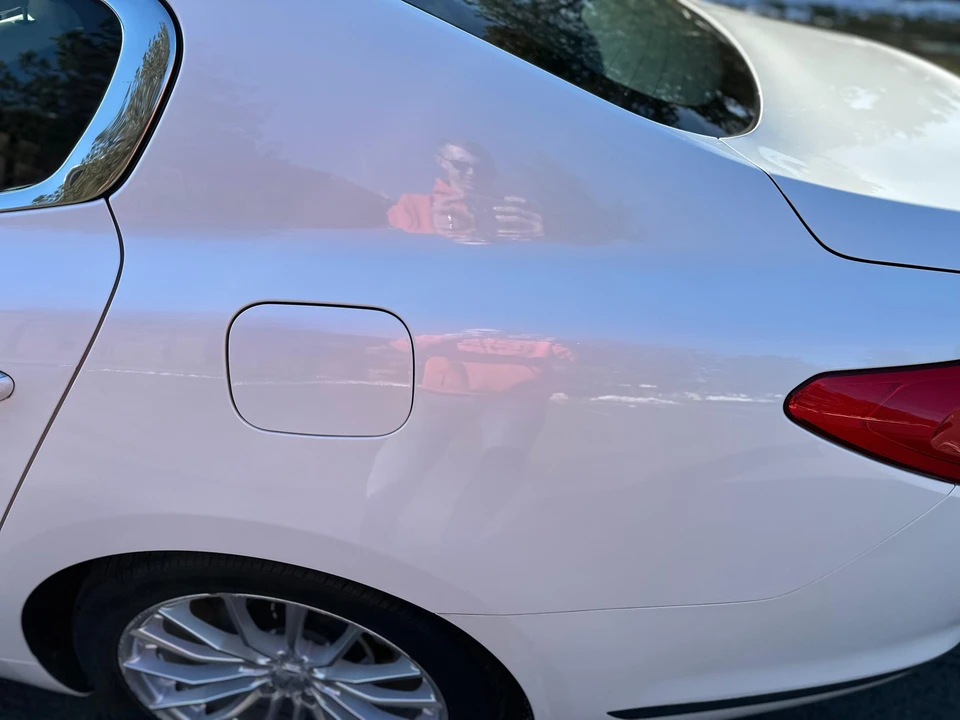 2015 Kia K900 - Image 28 of 31