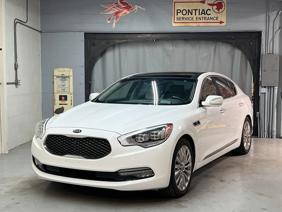 2015 Kia K900 - Image 5 of 31