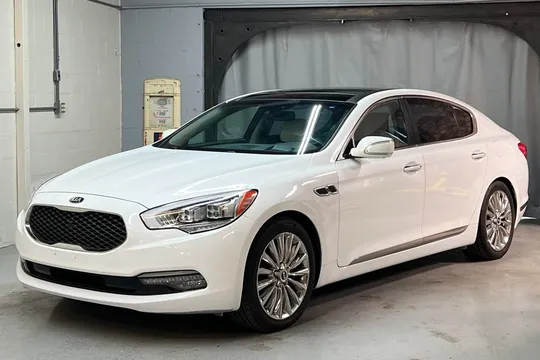 2015 Kia K900 Luxury