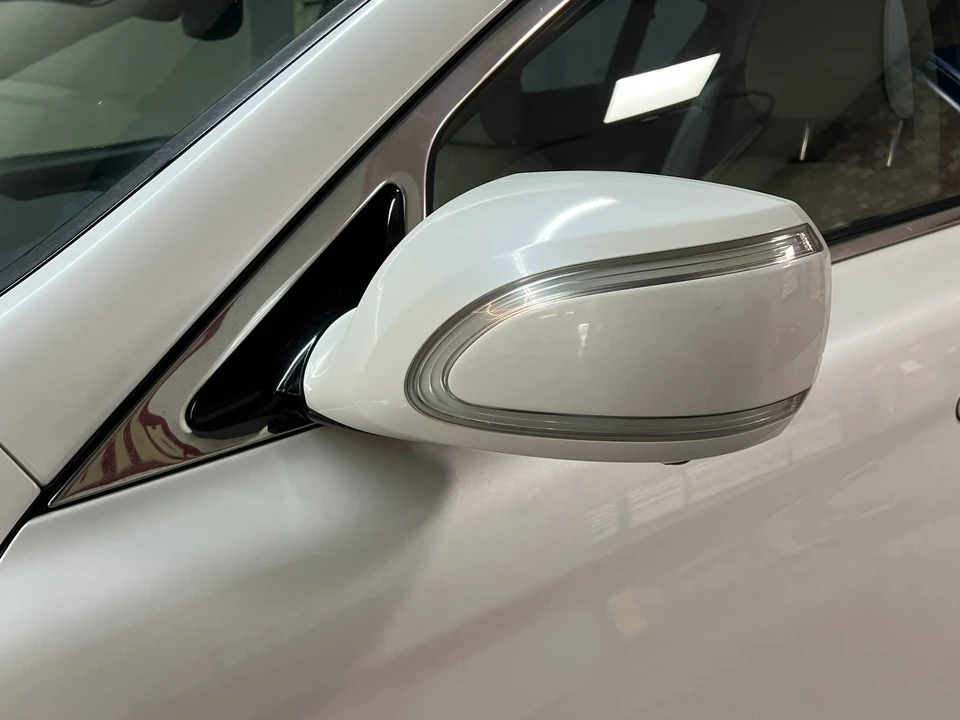 2015 Kia K900 - Image 26 of 31