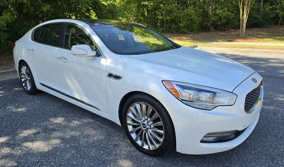 2015 Kia K900 - Image 2 of 16