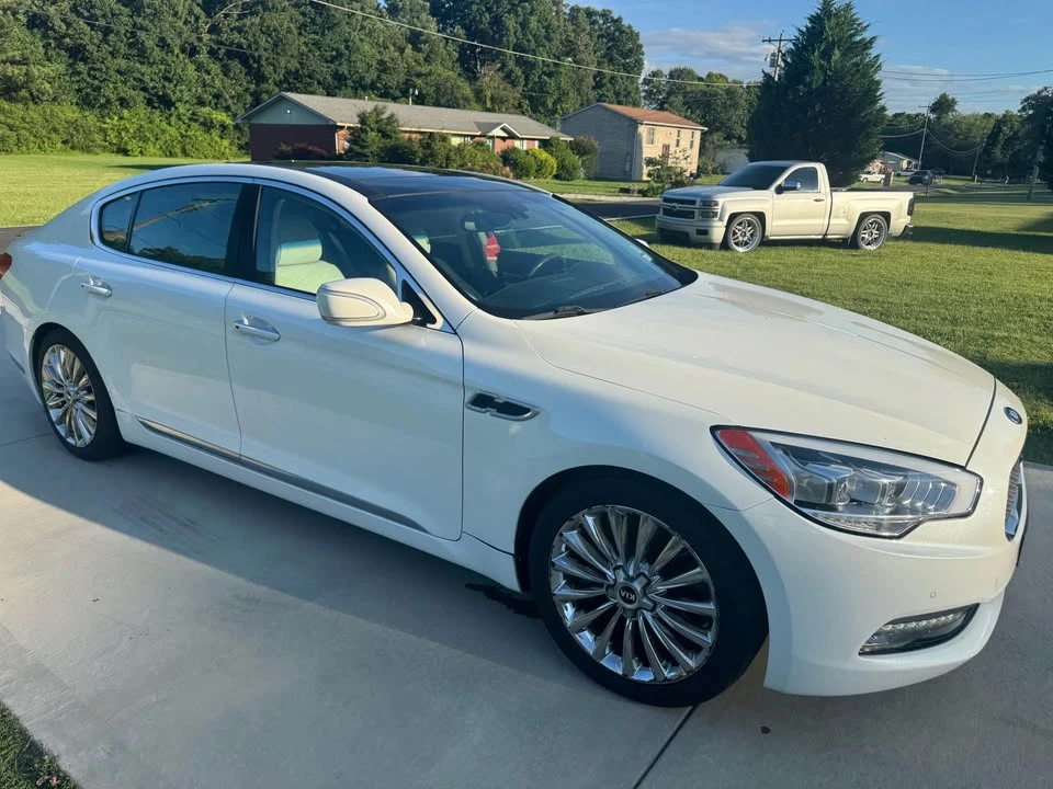 2015 Kia K900 - Image 5 of 17