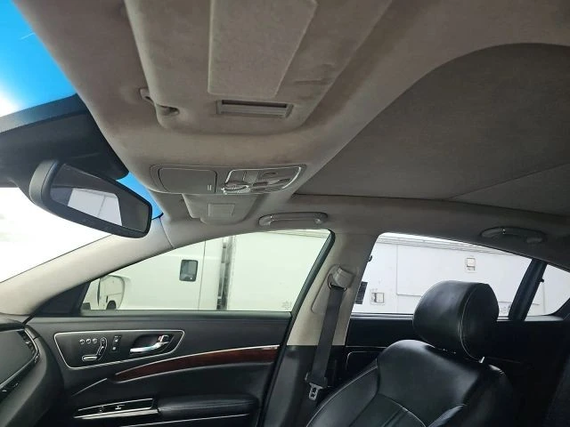 2015 Kia K900 - Image 13 of 14