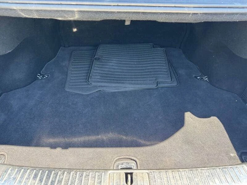 2015 Kia K900 - Image 9 of 20