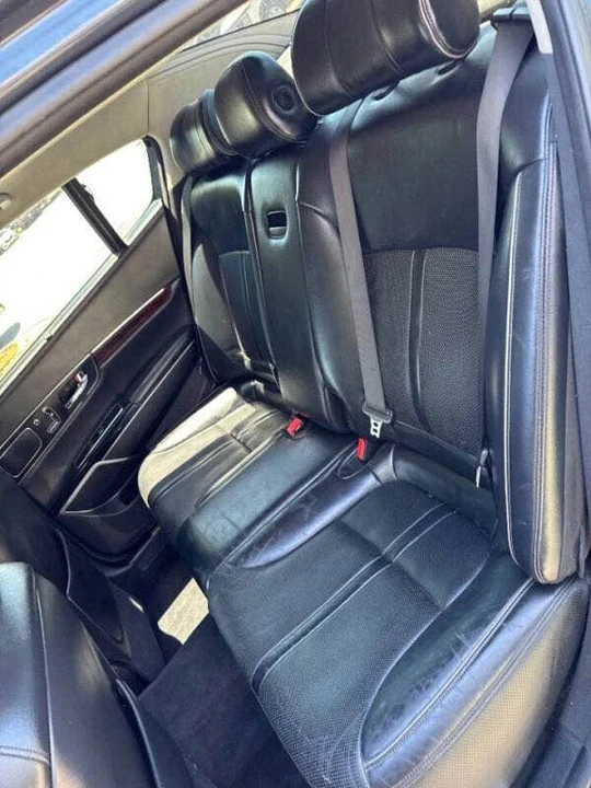 2015 Kia K900 - Image 19 of 20