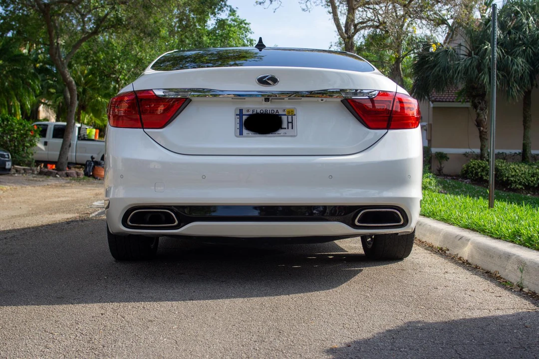 2015 Kia K900 - Image 21 of 31