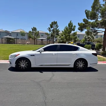 2015 Kia K900 Premium Sedan 4D