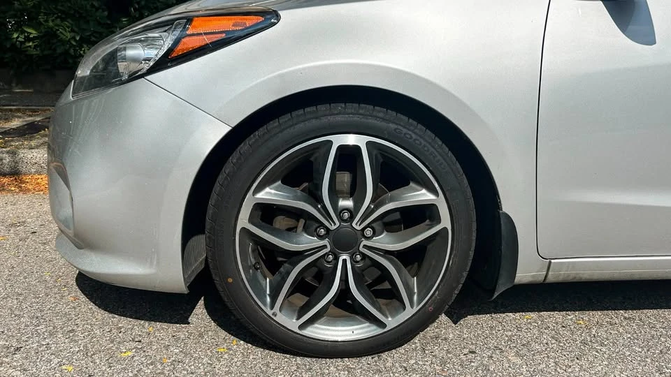 2015 Kia Forte - Image 9 of 19
