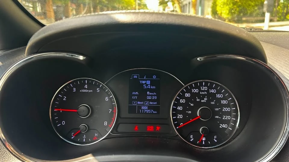 2015 Kia Forte - Image 12 of 19