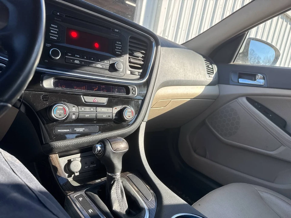 2015 Kia Optima/K5 - Image 11 of 17
