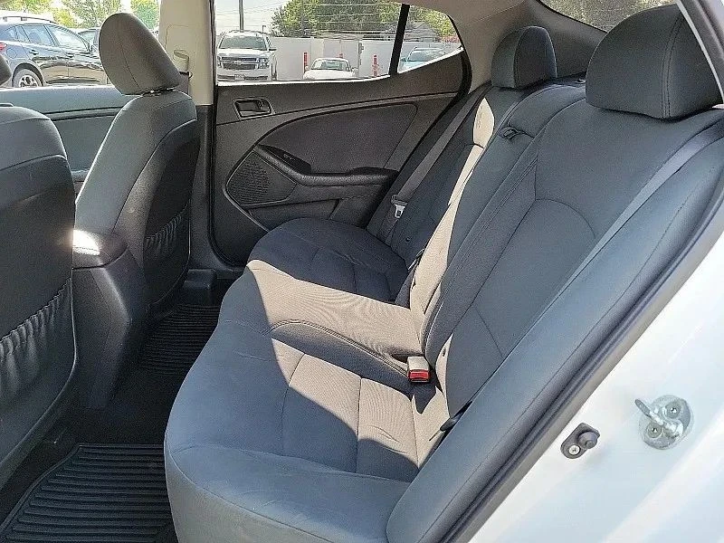 2015 Kia Optima/K5 - Image 10 of 12