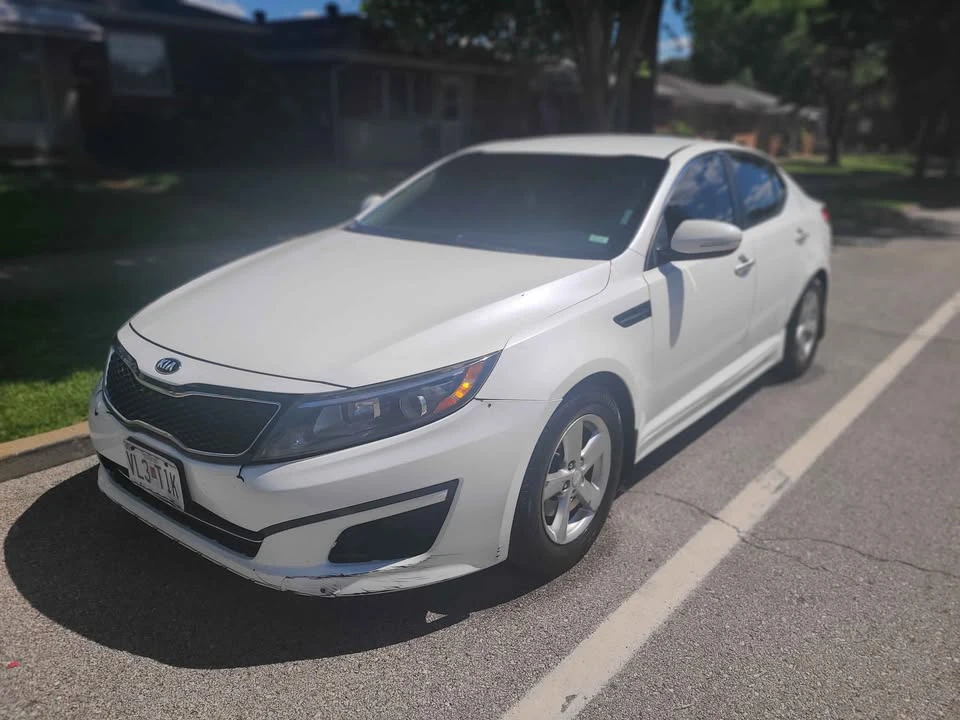 2015 Kia Optima/K5 - Image 2 of 10