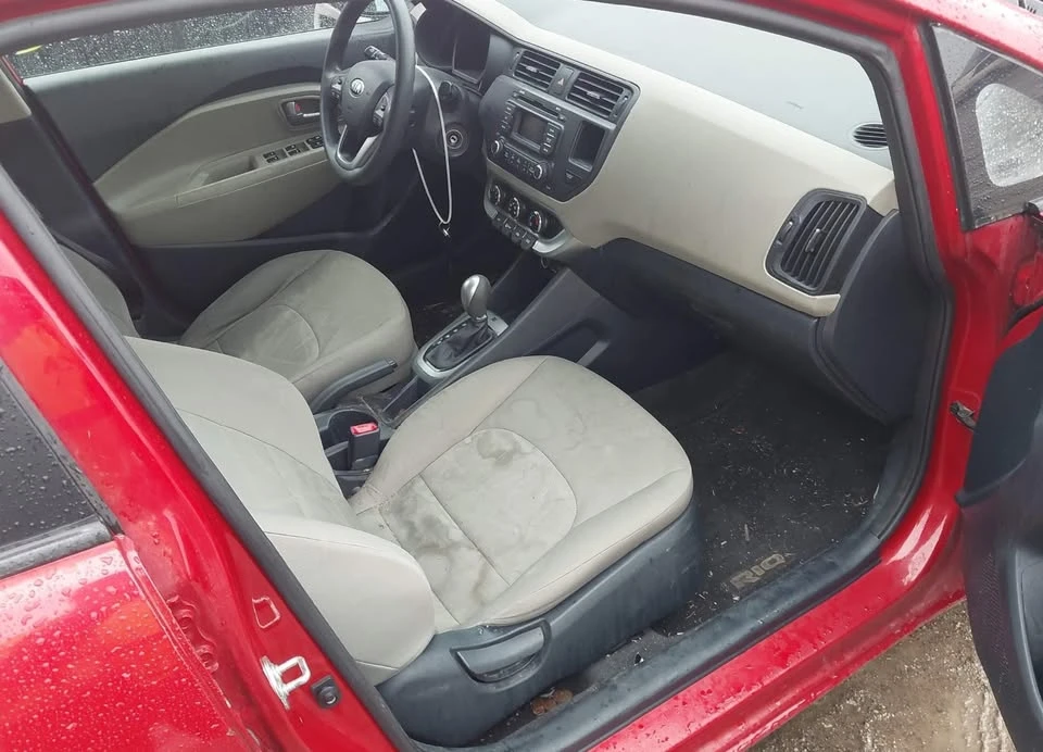 2015 Kia Rio - Image 7 of 8