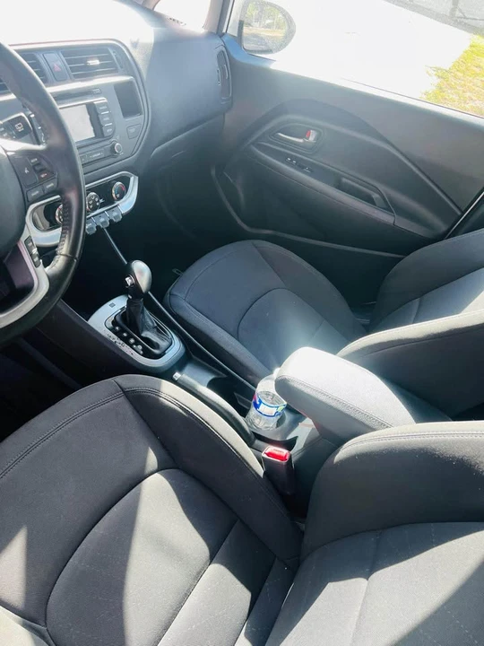 2015 Kia Rio - Image 9 of 14