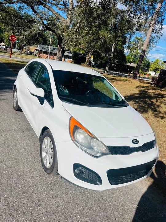 2015 Kia Rio - Image 3 of 14