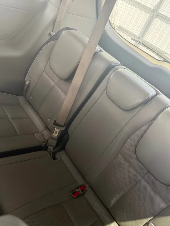 2015 Kia Carnival - Image 5 of 6
