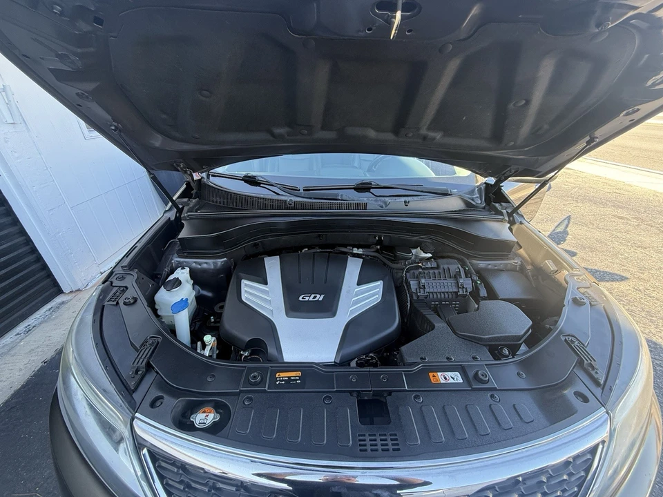 2015 Kia Sorento - Image 13 of 18