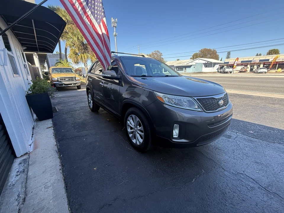 2015 Kia Sorento - Image 6 of 18