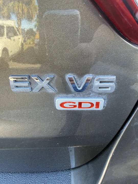2015 Kia Sorento - Image 17 of 18