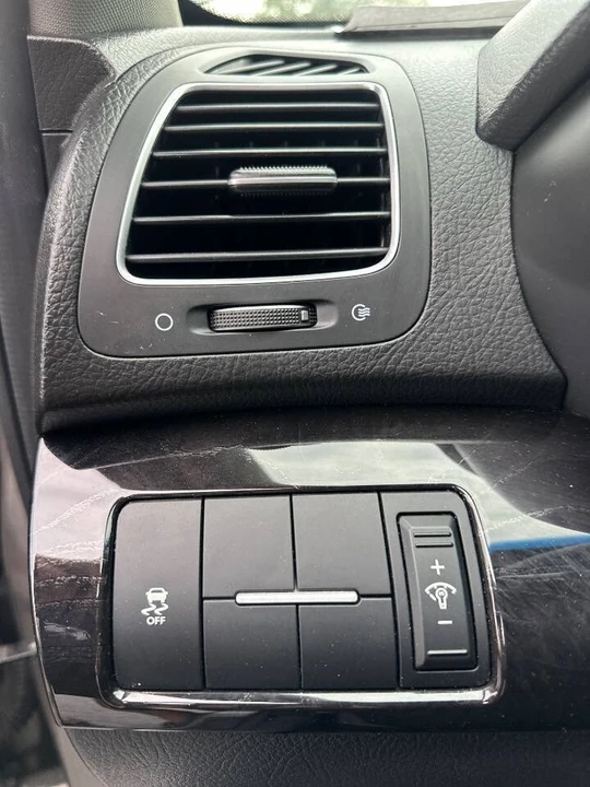 2015 Kia Sorento - Image 16 of 21