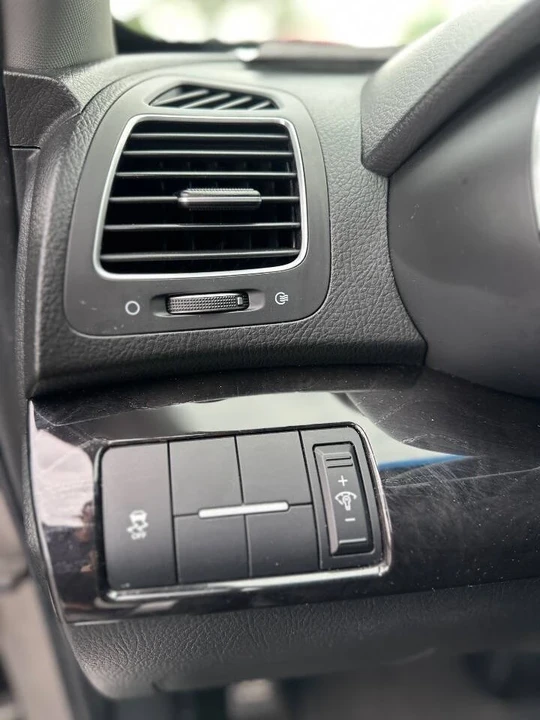 2015 Kia Sorento - Image 14 of 21