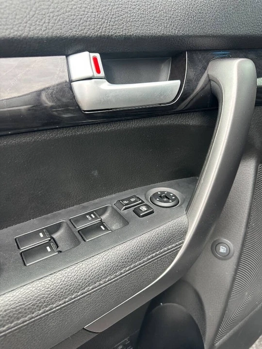 2015 Kia Sorento - Image 21 of 21