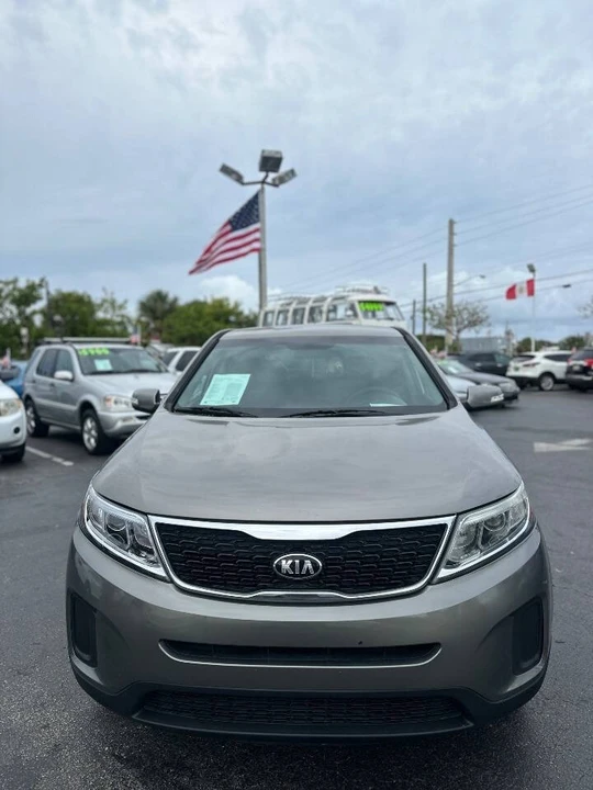 2015 Kia Sorento - Image 12 of 21