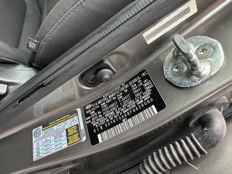 2015 Kia Sorento - Image 20 of 21