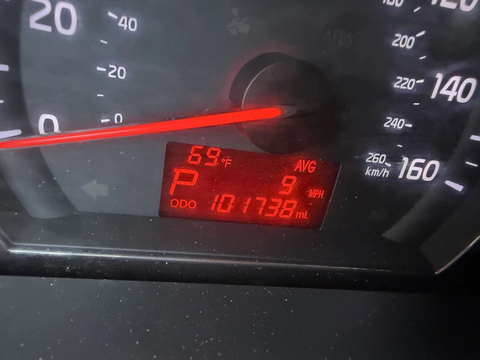 2015 Kia Sorento - Image 16 of 18