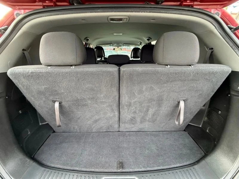 2015 Kia Sorento - Image 10 of 12