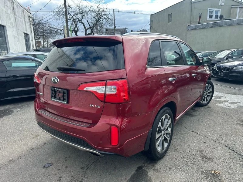 2015 Kia Sorento - Image 4 of 12