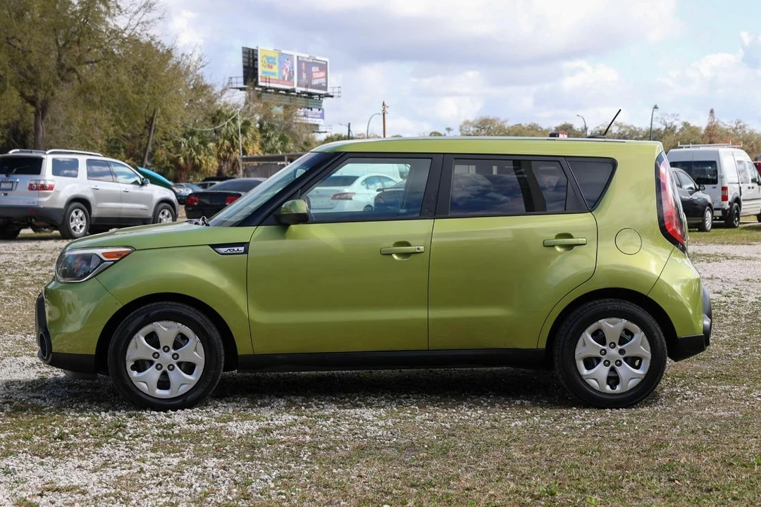 2015 Kia Soul - Image 3 of 12