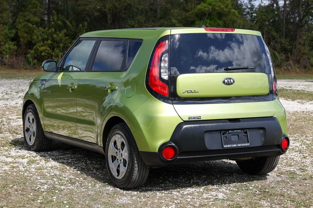 2015 Kia Soul - Image 5 of 12