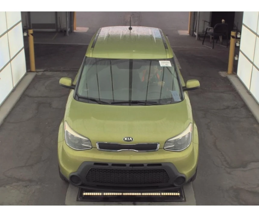 2015 Kia Soul - Image 2 of 12