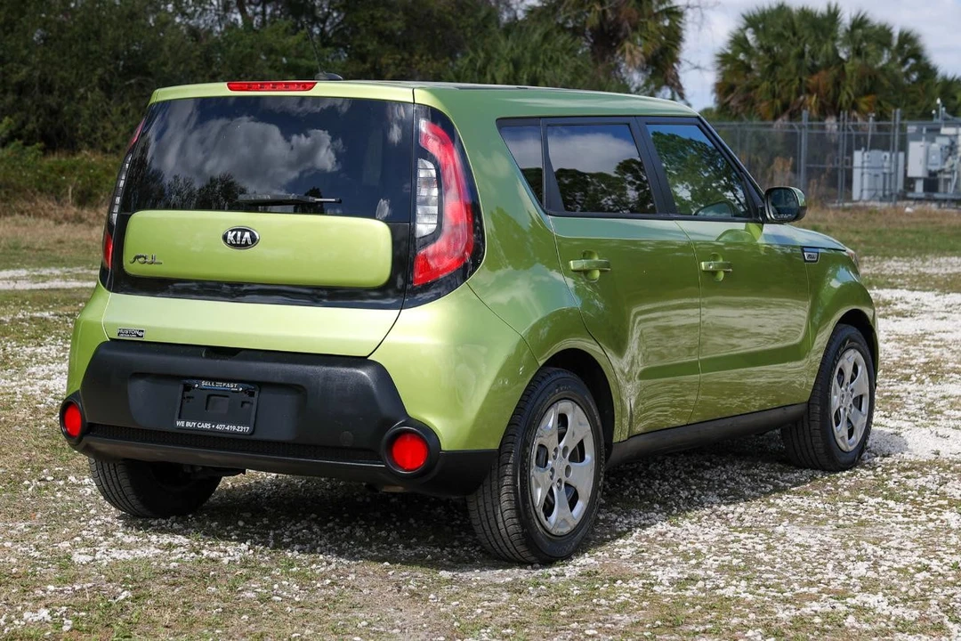 2015 Kia Soul - Image 11 of 12