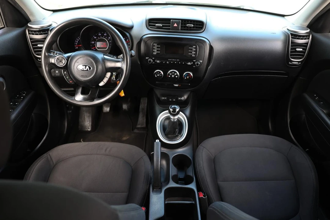 2015 Kia Soul - Image 2 of 12