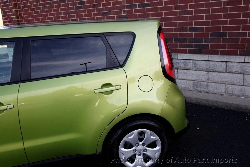 2015 Kia Soul - Image 6 of 12