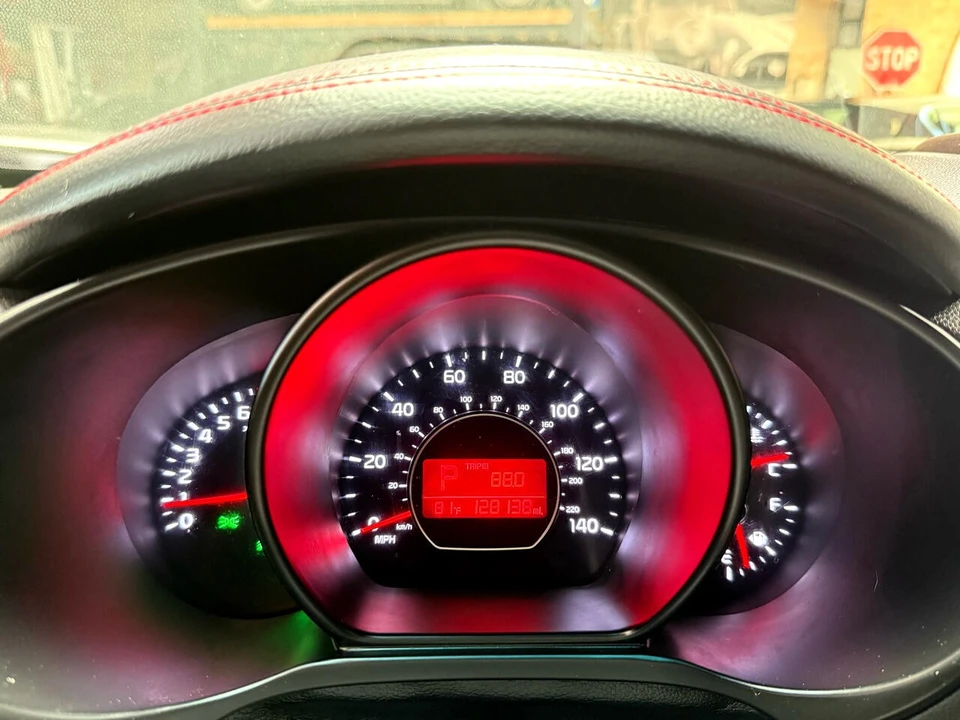 2015 Kia Soul - Image 13 of 21