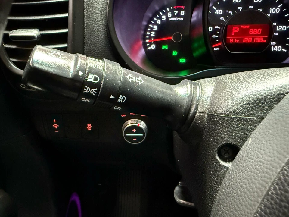 2015 Kia Soul - Image 16 of 21