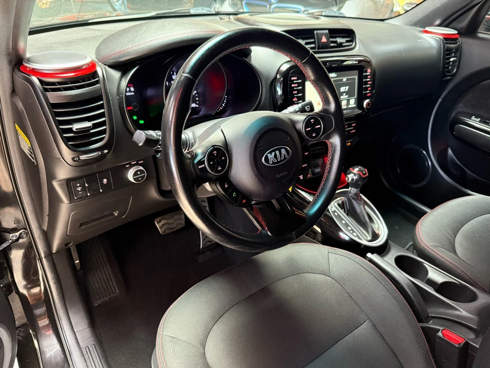 2015 Kia Soul - Image 9 of 21
